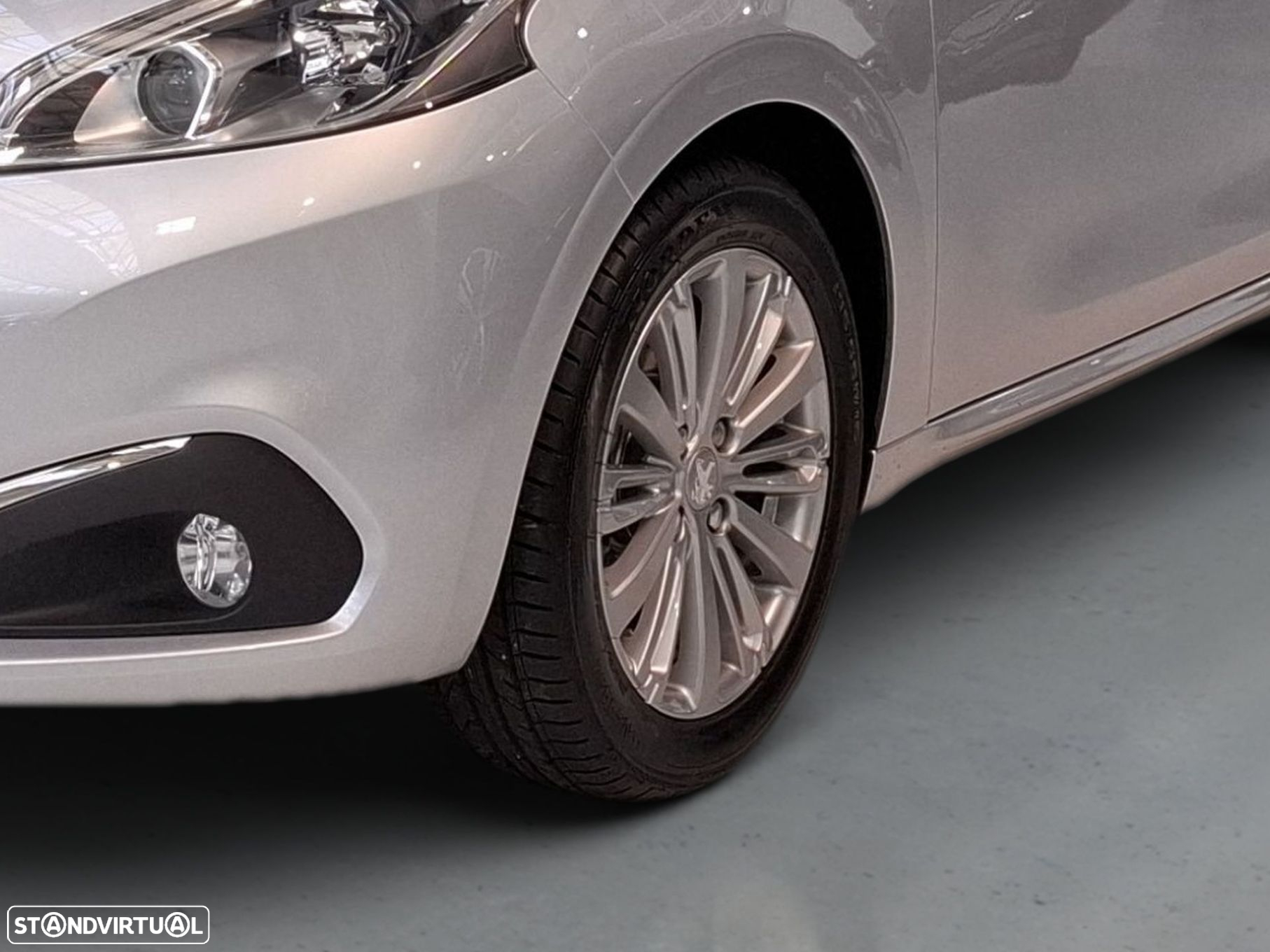 Peugeot 208 1.2 PureTech Style - 15