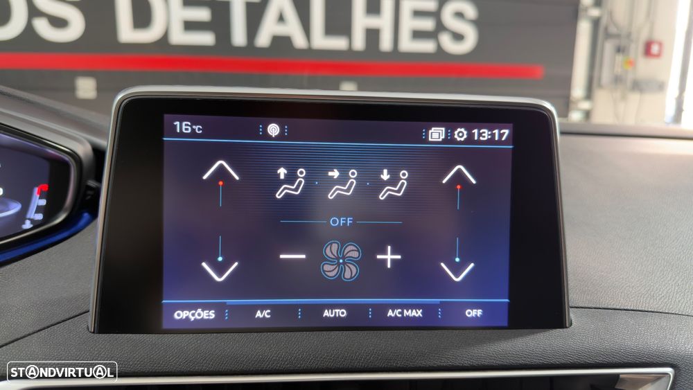 Peugeot 3008 1.2 PureTech Allure J18 - 23