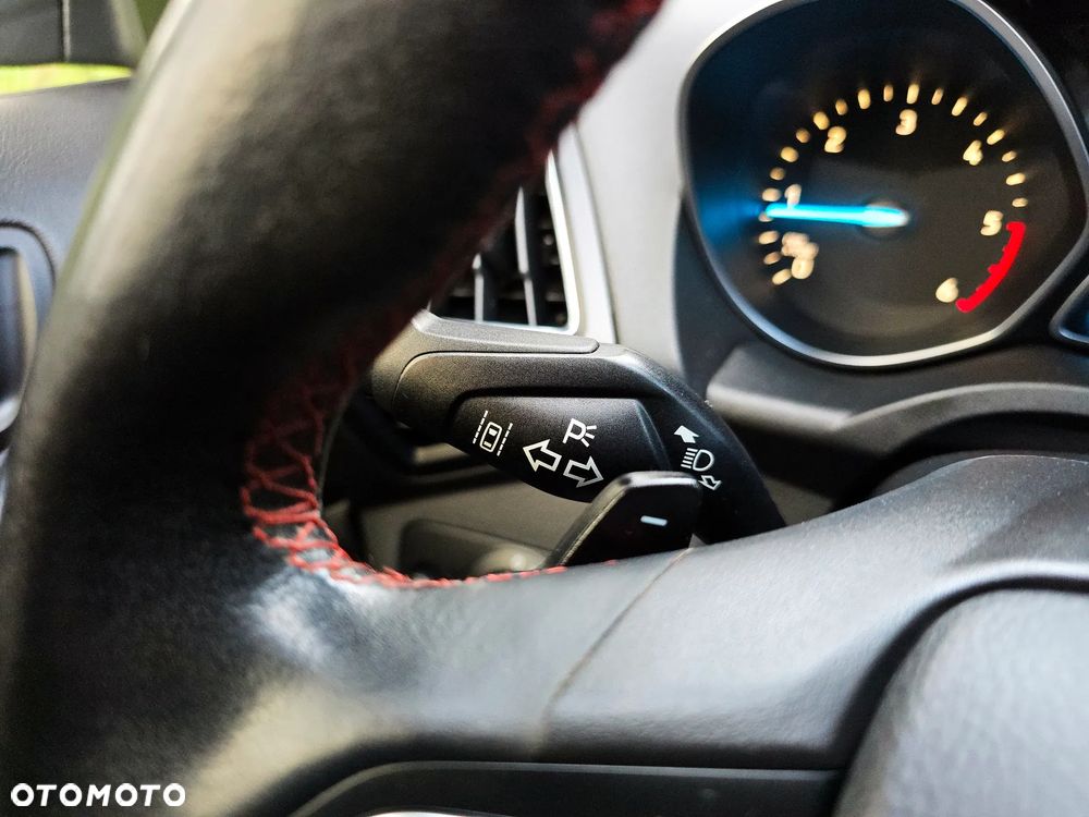 Ford Kuga 2.0 TDCi AWD ST-Line Black - 22