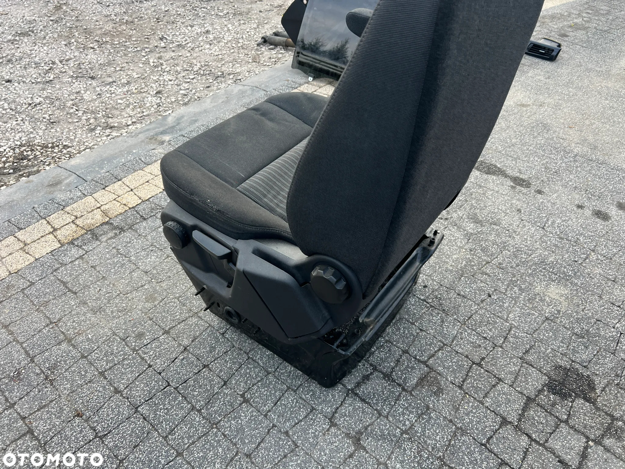 FOTEL KIEROWCY FORD TRANSIT MK8 PODGRZEWANY - 4