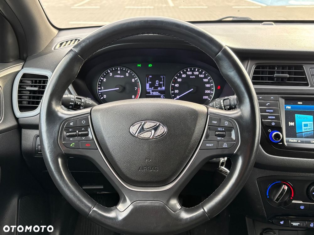 Hyundai i20 1.2 Passion Plus - 20