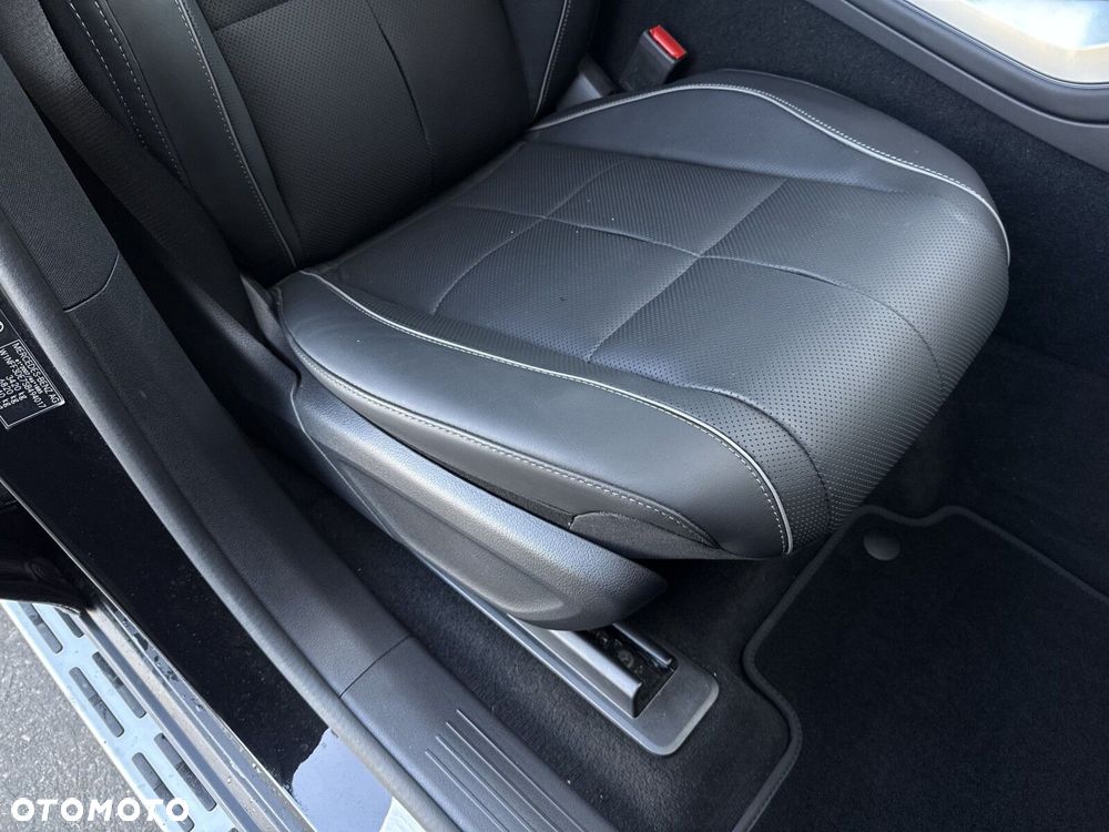 Mercedes-Benz GLS - 26