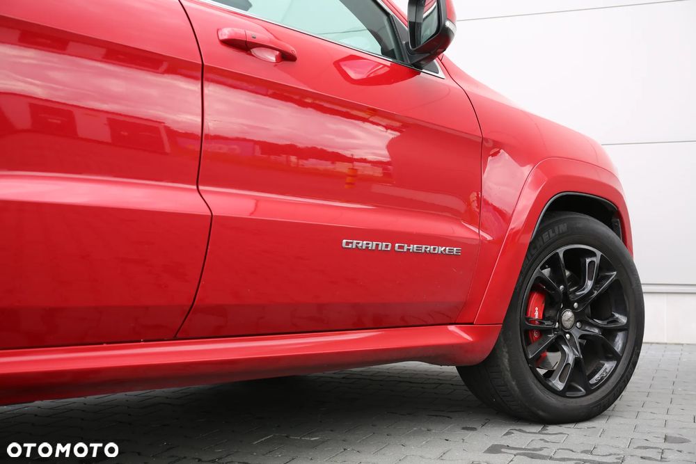 Jeep Grand Cherokee - 11