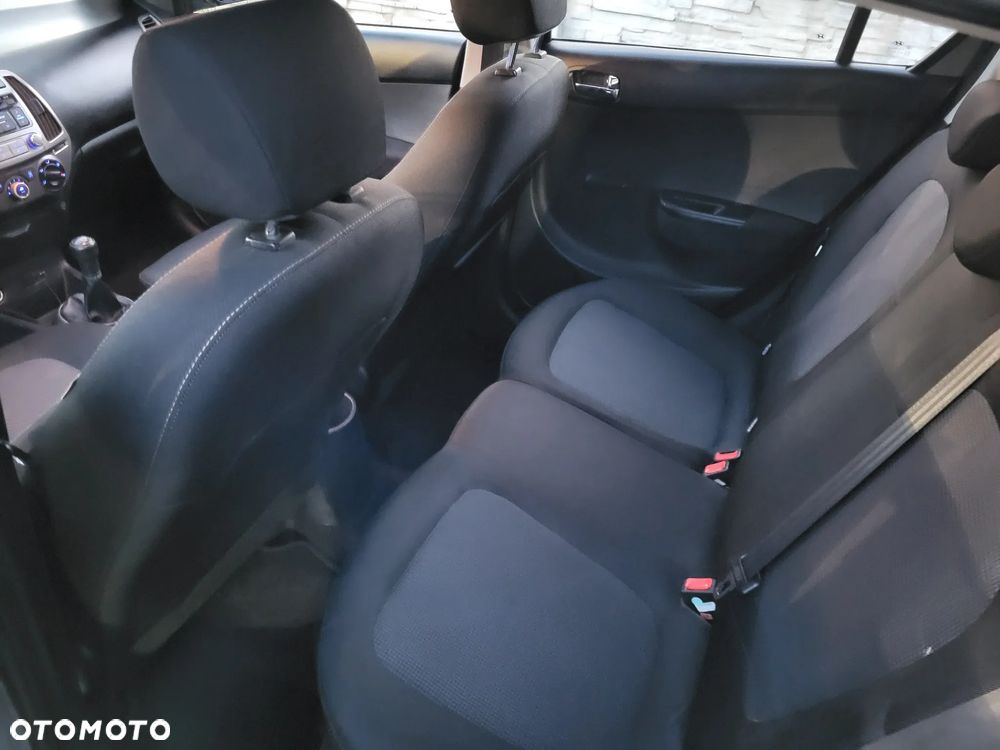 Hyundai i20 1.25 Classic - 10