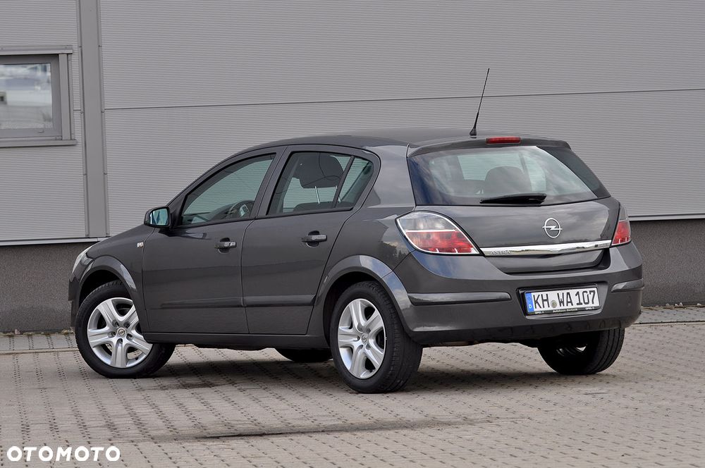 Opel Astra 1.6 Easytronic Edition - 22