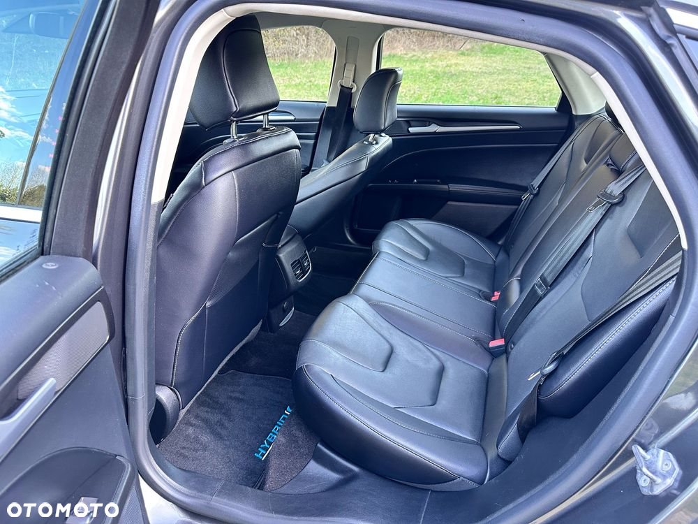 Ford Mondeo 2.0 Hybrid Titanium - 14