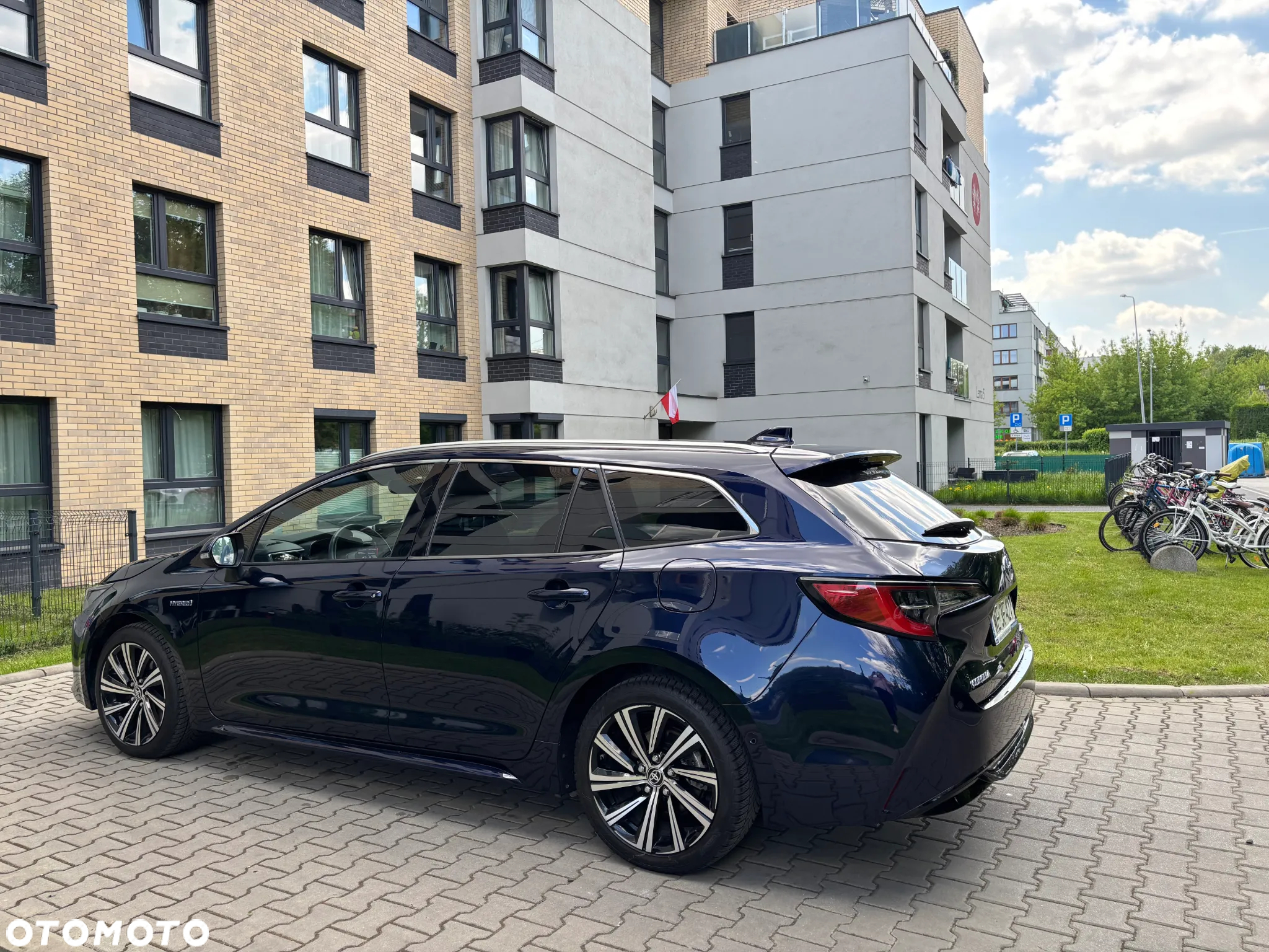 Toyota Corolla 2.0 Hybrid Style - 8