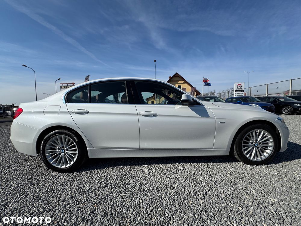 BMW Seria 3 320d Luxury Line - 7