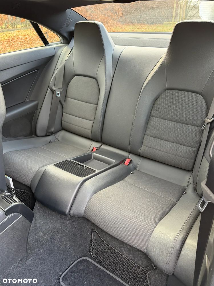 Mercedes-Benz Klasa E - 18