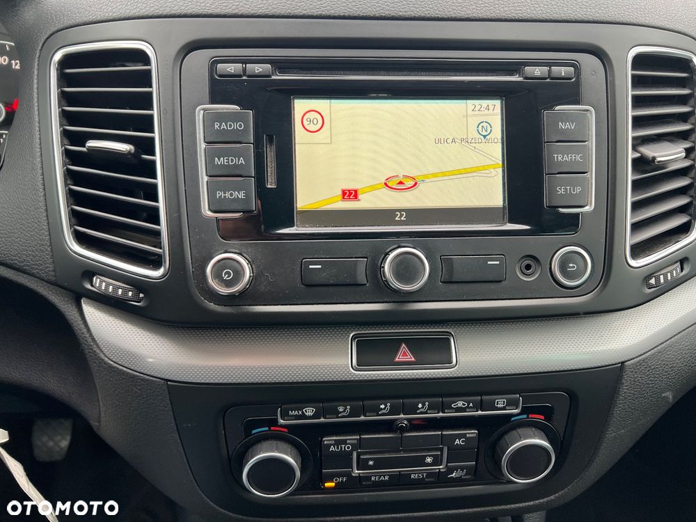 Volkswagen Sharan 2.0 TDI BlueMotion Technology Comfortline - 24