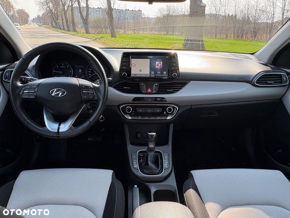 Hyundai i30 1.6 CRDi Premium DCT - 18