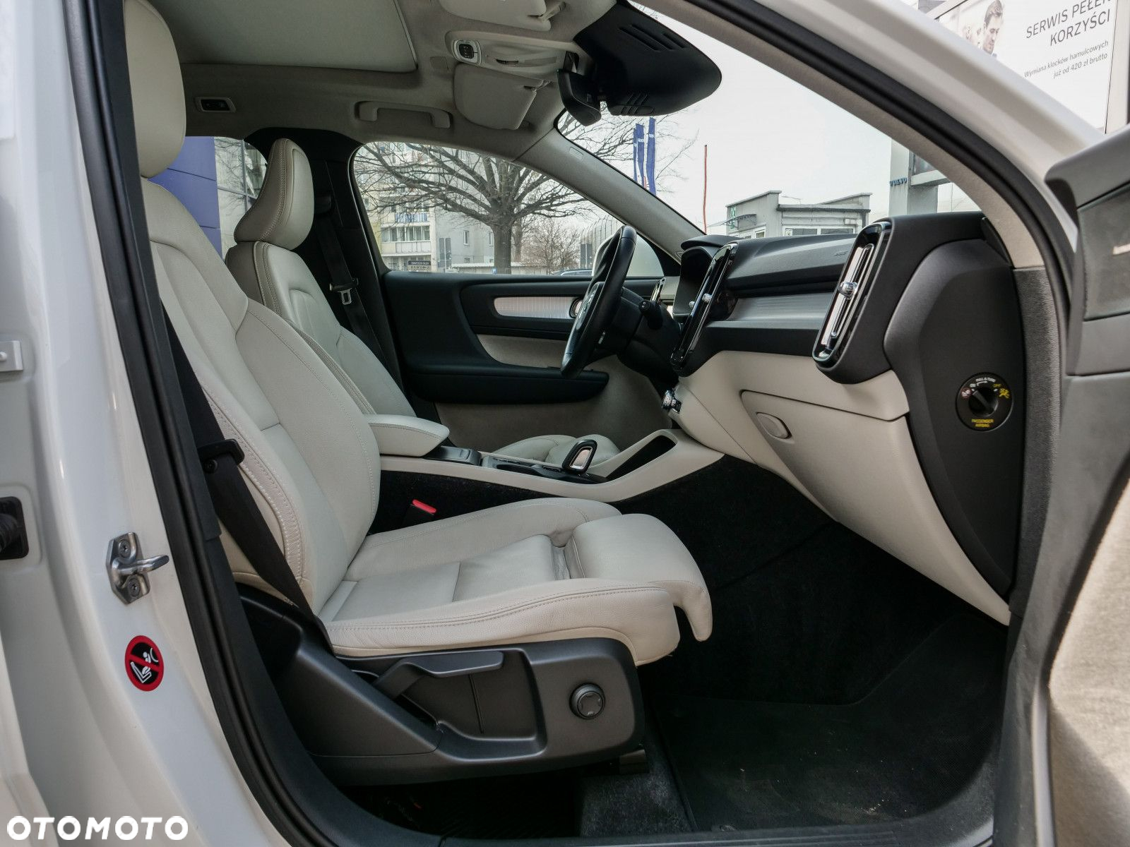 Volvo XC 40 - 28