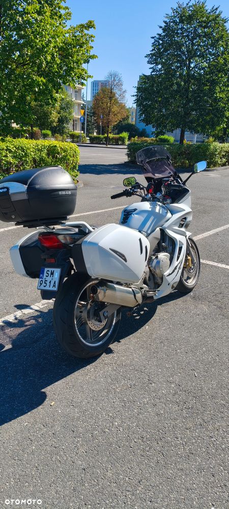 Honda CBF - 4