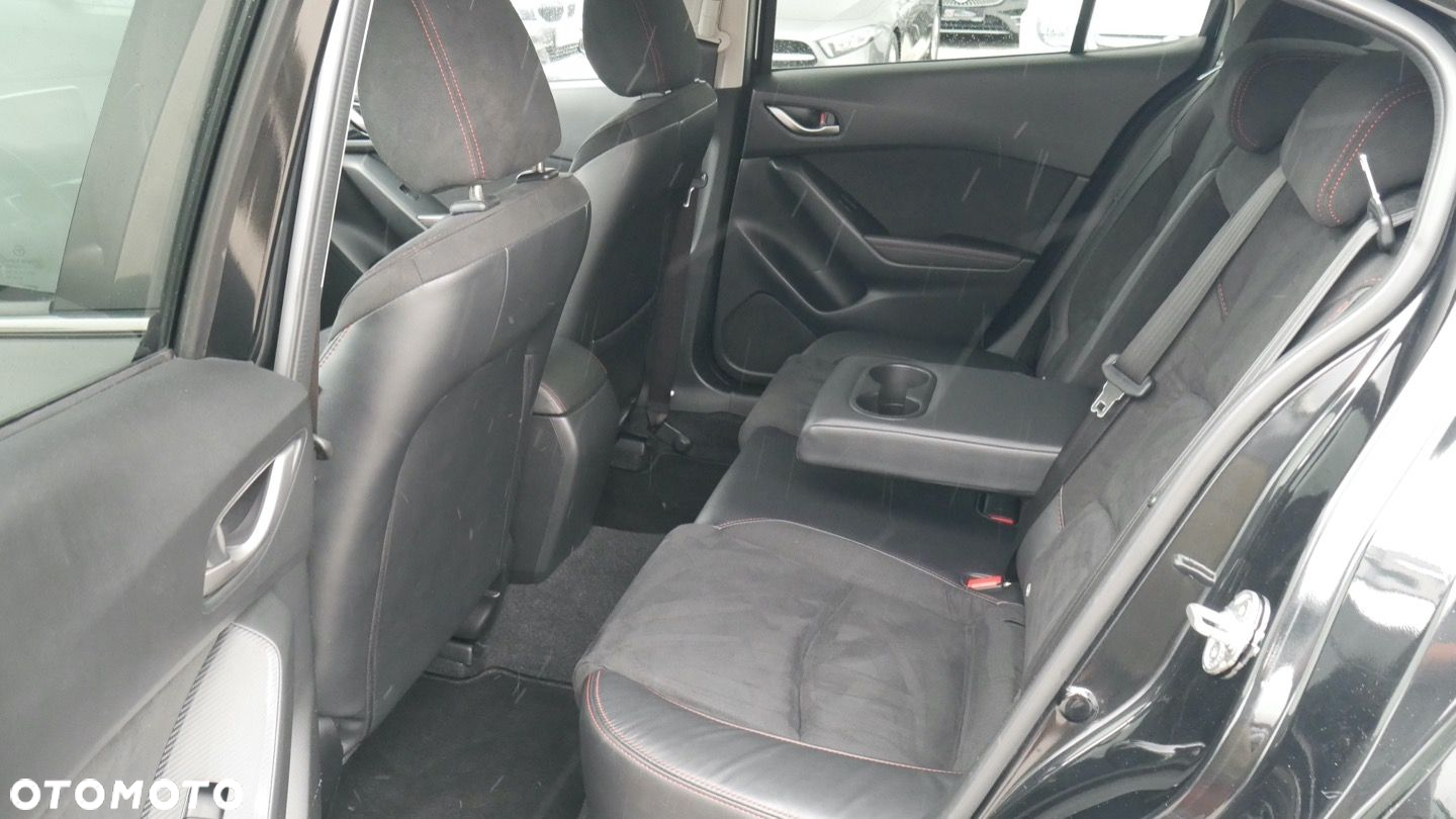 Mazda 3 - 18