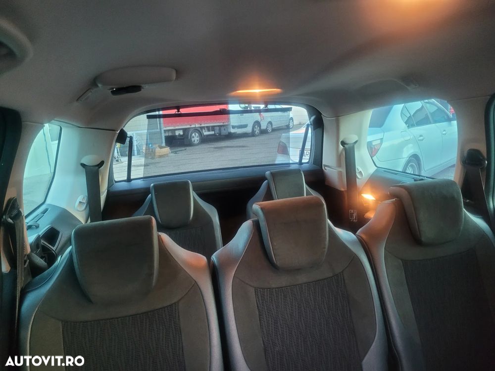 Citroën C4 Picasso 2.0 HDi FAP Aut. Exclusive - 15