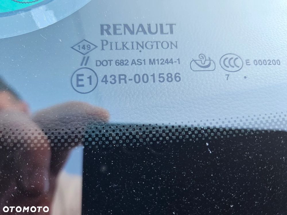 Renault Megane ENERGY TCe 100 LIMITED - 26
