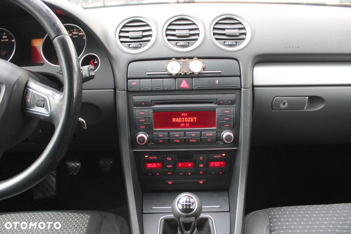 Seat Exeo 2.0 TDI DPF Style - 30