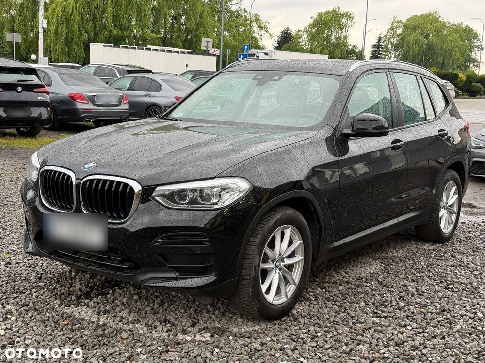 BMW X3 xDrive20i Advantage - 2