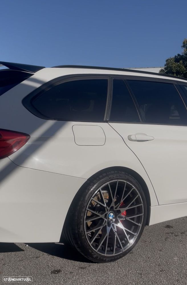 BMW 320 d Auto Line Sport - 2