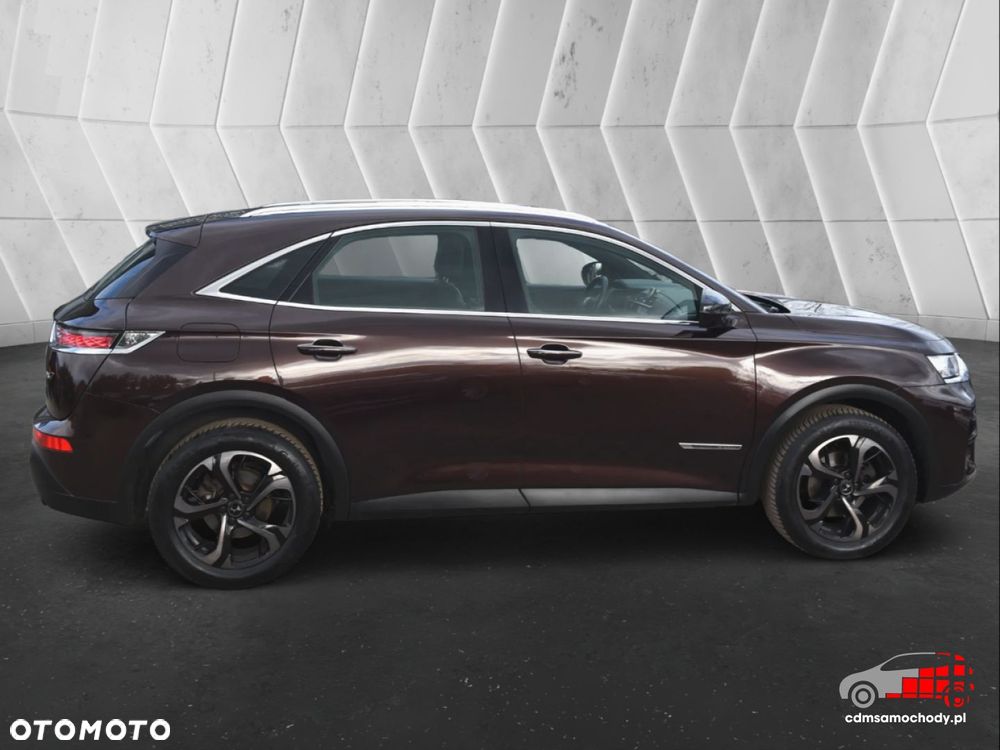 DS Automobiles DS 7 Crossback - 11