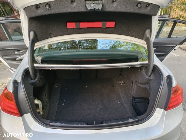 BMW Seria 3 316d Aut. - 7