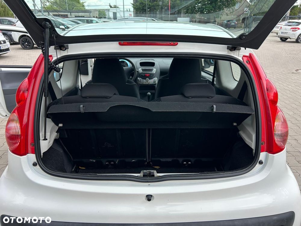 Peugeot 107 (70) 68 Active - 18