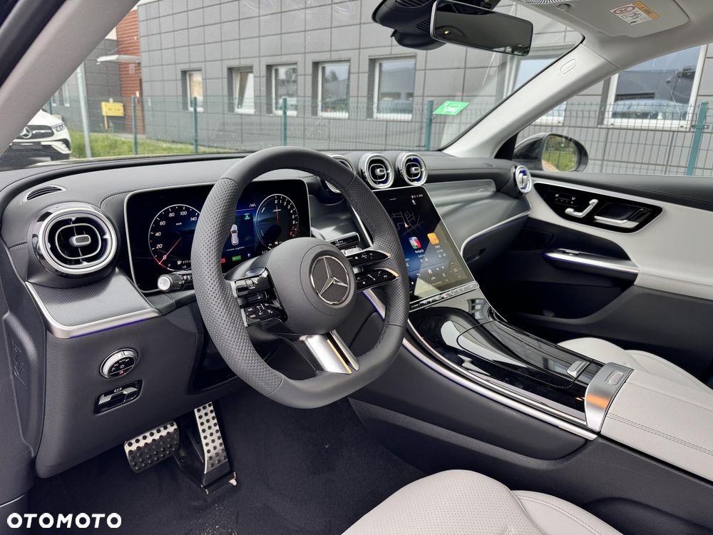 Mercedes-Benz GLC 300 e PHEV 4-Matic AMG Line - 11