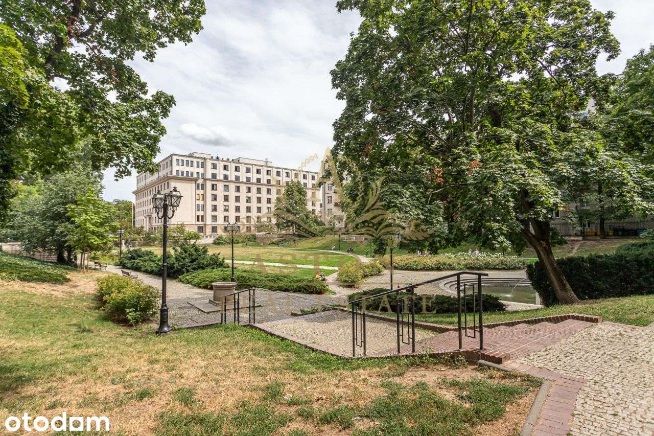 Przestronny apartament w okolicy ul. Mokotowskiej