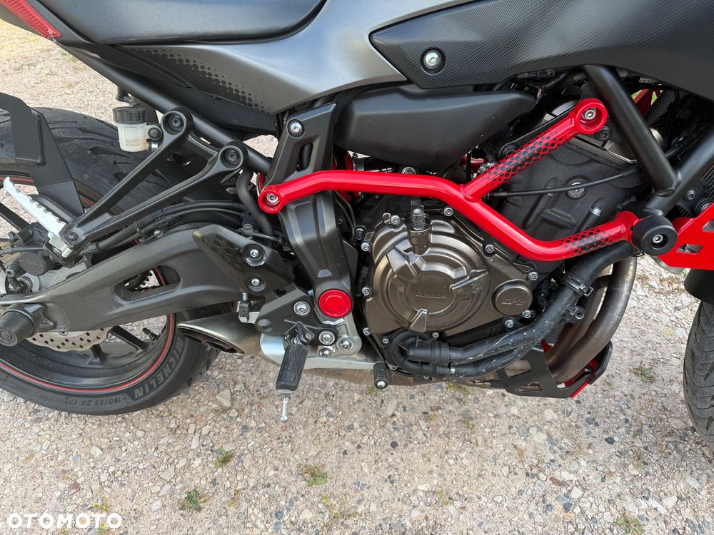 Yamaha MT - 7