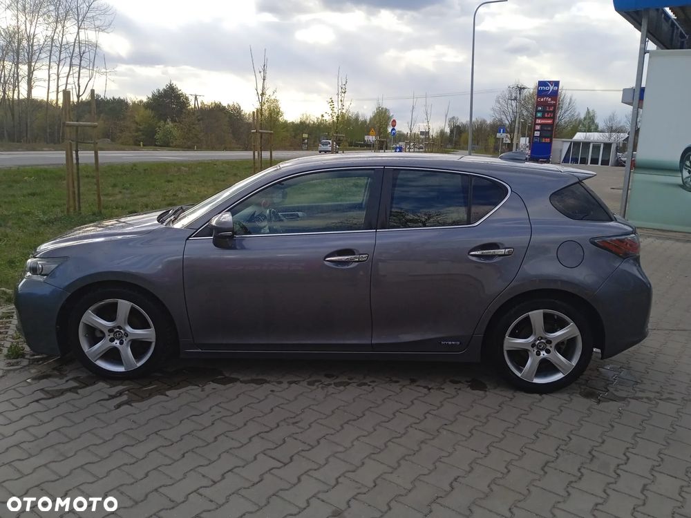 Lexus CT 200h Eco / Elite - 23