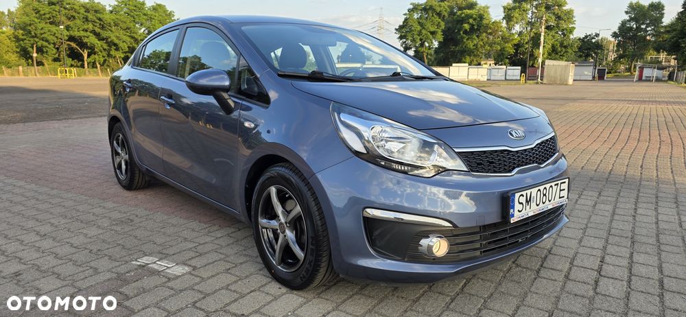 Kia Rio 1.2 L - 22
