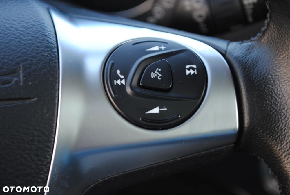 Ford Kuga 2.0 TDCi 4x2 Titanium - 18