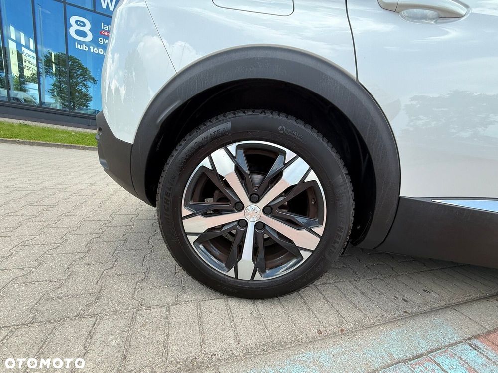 Peugeot 3008 1.2 PureTech Allure S&S EAT6 - 20