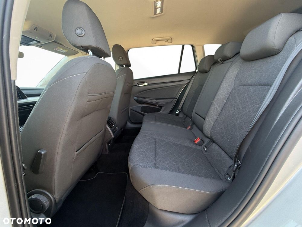 Volkswagen Golf Variant - 31