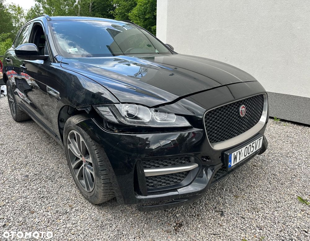 Jaguar F-Pace - 3