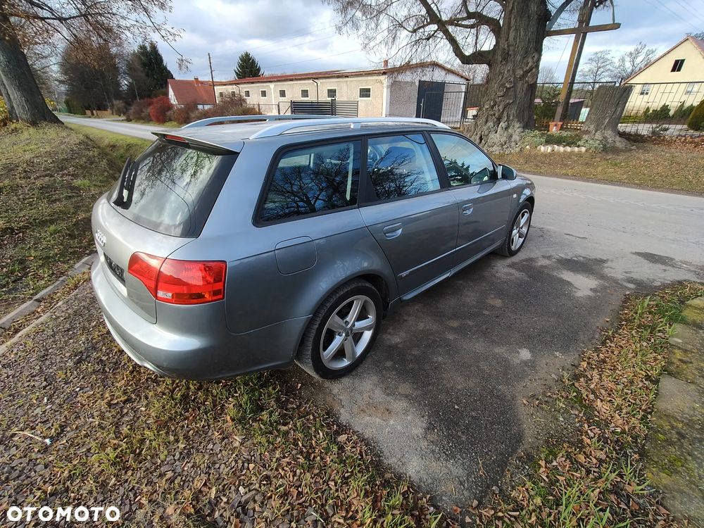Audi A4 Avant 2.0 TDI DPF quattro - 4