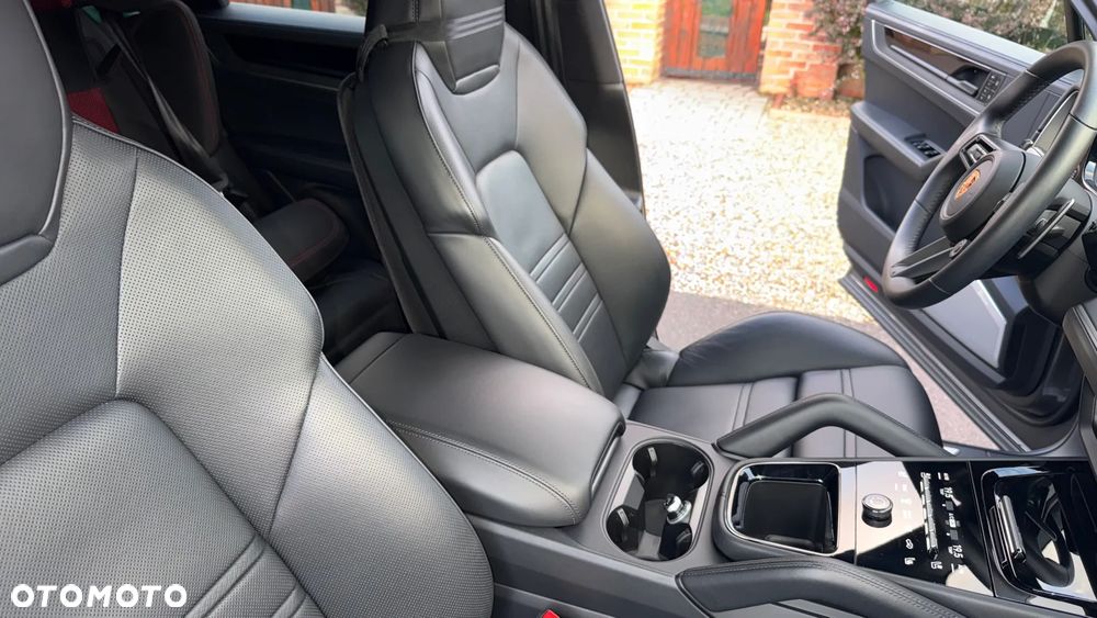 Porsche Cayenne - 13