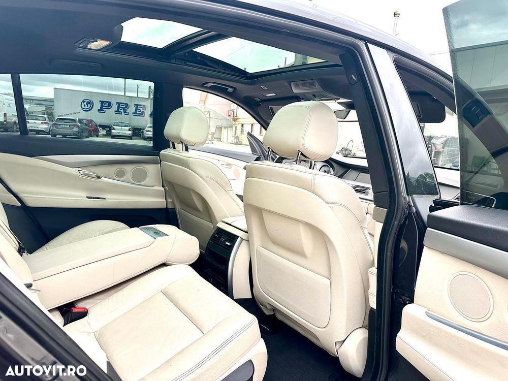 BMW Seria 5 520d Aut. - 14