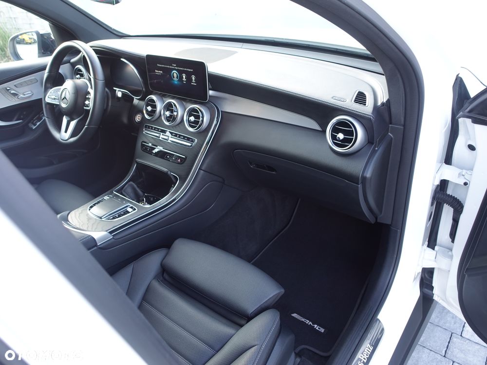 Mercedes-Benz GLC 300 de 4Matic 9G-TRONIC - 5