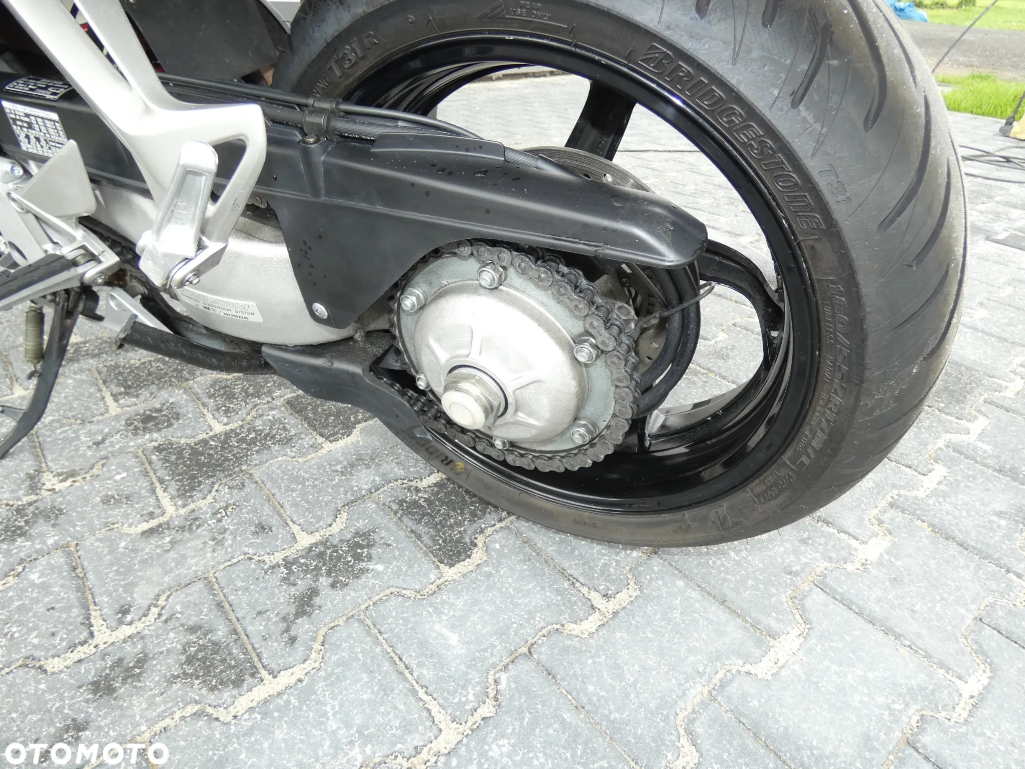 Honda VFR - 13