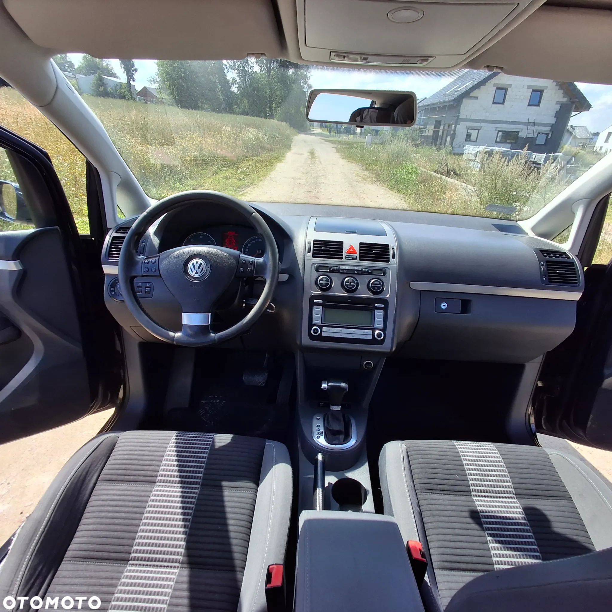 Volkswagen Touran 2.0 TDI DPF Cross - 1