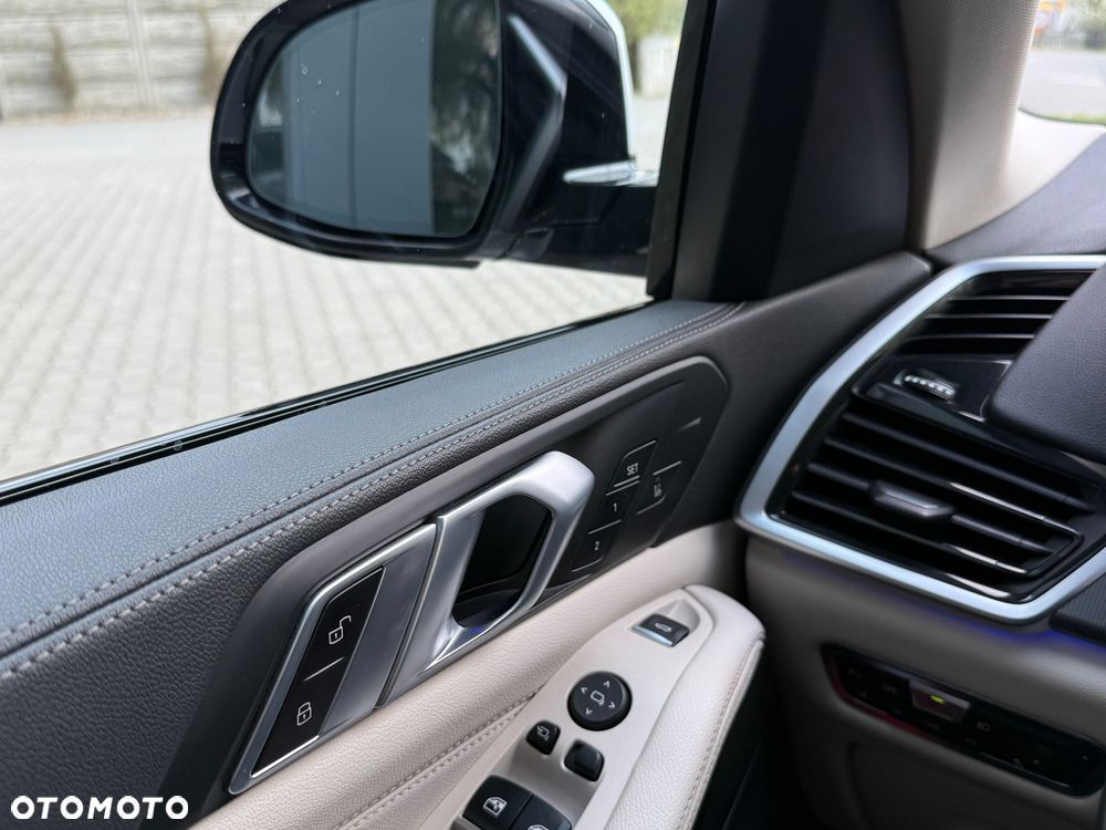 BMW X5 xDrive30d - 32