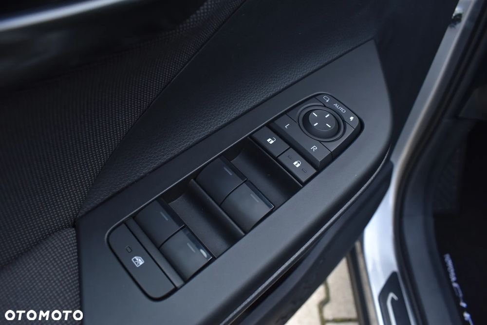 Toyota C-HR 1.8 Hybrid GPF Style - 24