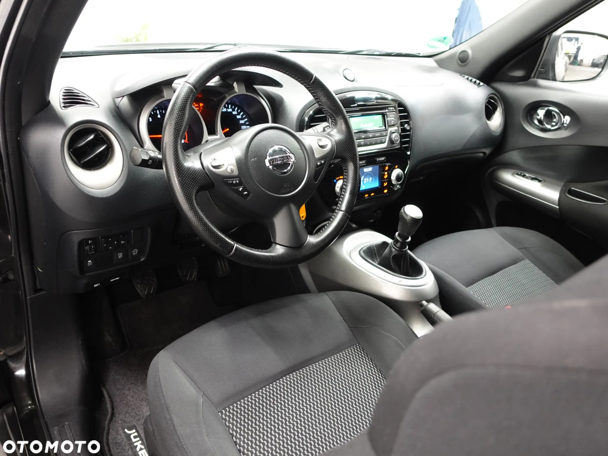 Nissan Juke 1.2 DIG-T Acenta EU6 - 21