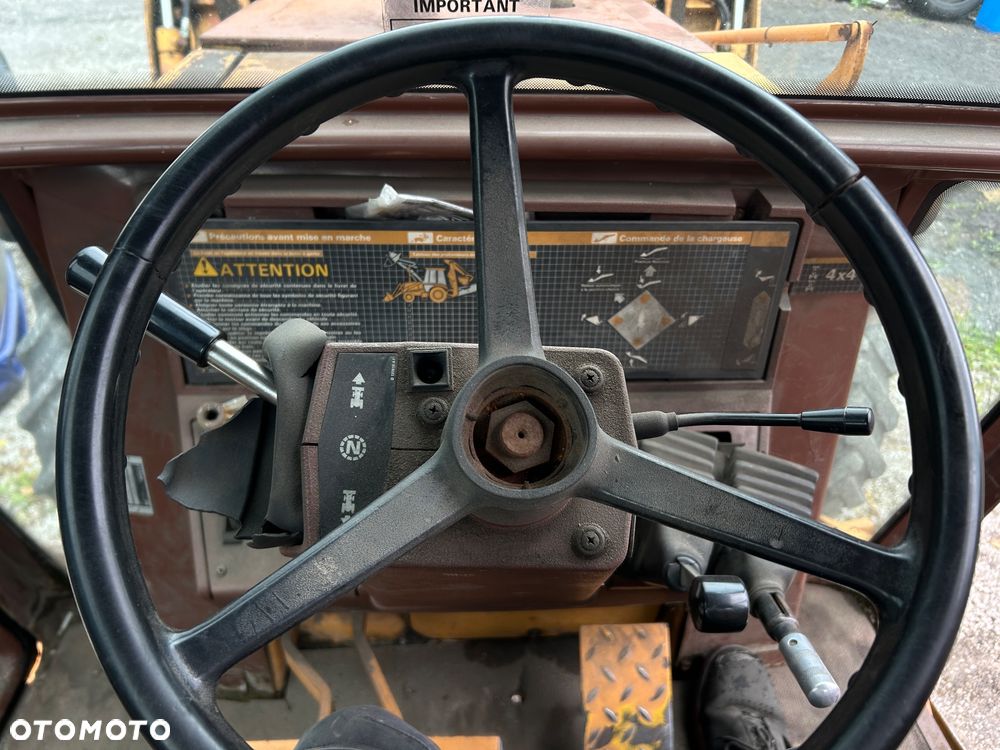 Case 580super k 4x4 - 10