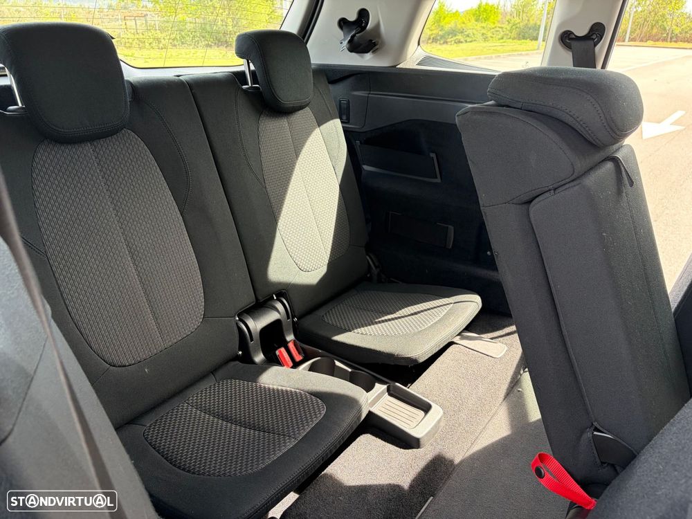 BMW 216 Gran Tourer d 7L Line Sport Auto - 10