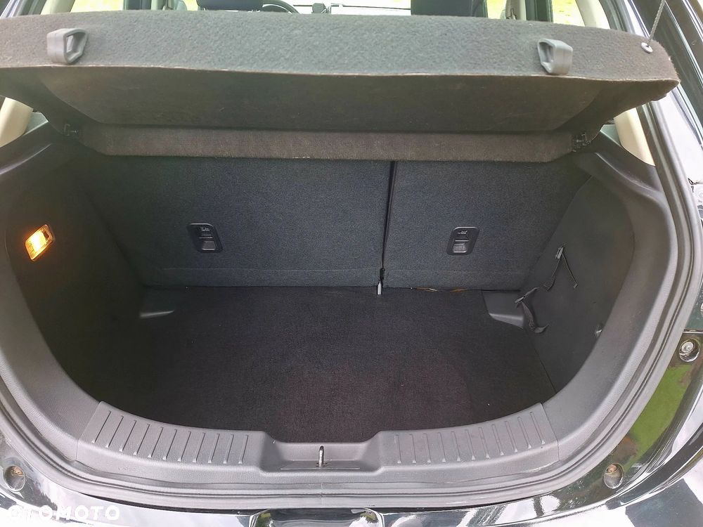 Mazda 2 SKYACTIV-G 75 Center-Line - 14