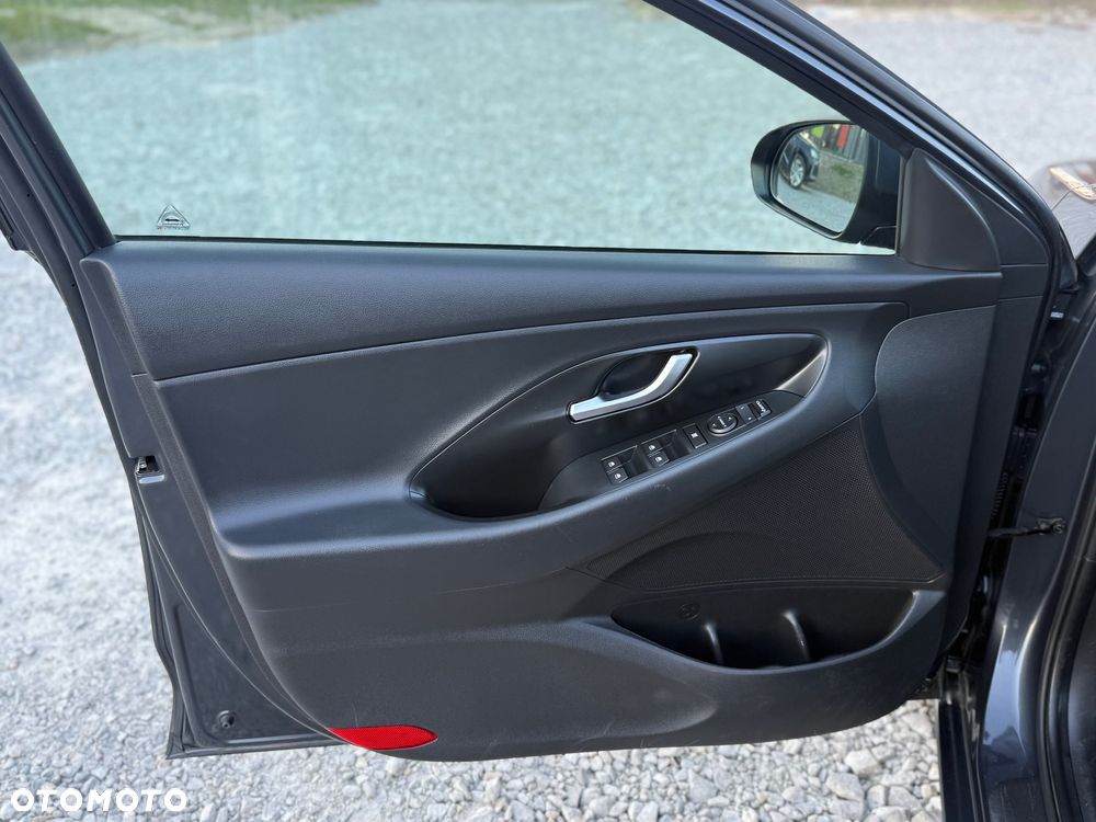 Hyundai i30 1.5 DPI Smart - 18