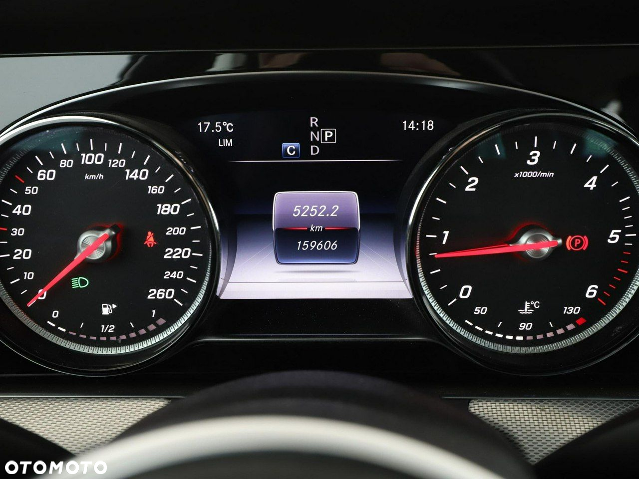 Mercedes-Benz Klasa E 220 d Avantgarde - 22