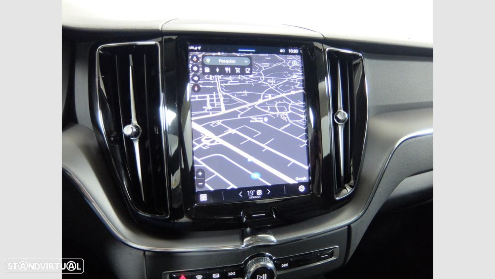 Volvo XC 60 2.0 T6 PHEV Core AWD - 23